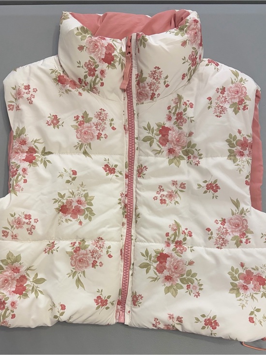 Altar'd State Jackets & Blazers - Altar'd State Pink Quilted Floral-Lined Puffer Vest
